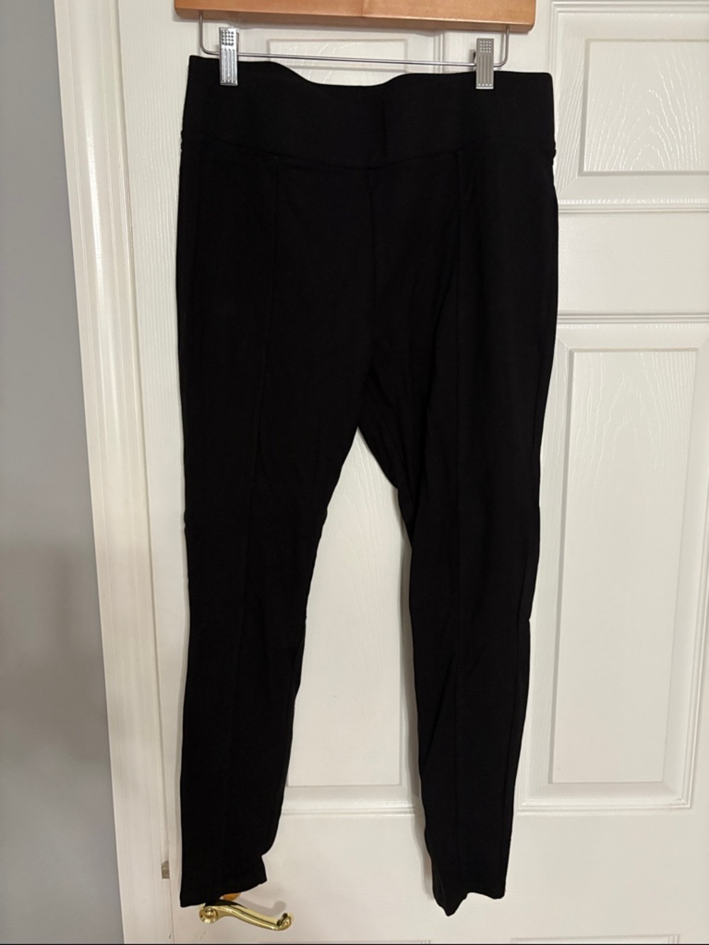 Matty M Pull On Women’s Slim Leg Pants